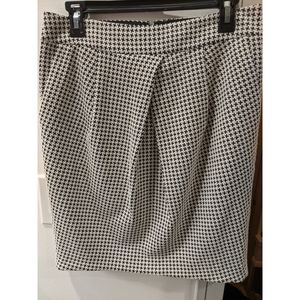 NWOT BR Houndstooth Wool Skirt